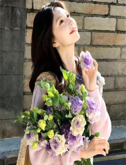 文化研究：《闪婚50岁》如何展现文化传播与社会影响的思考 揭示电影的文化价值与意义